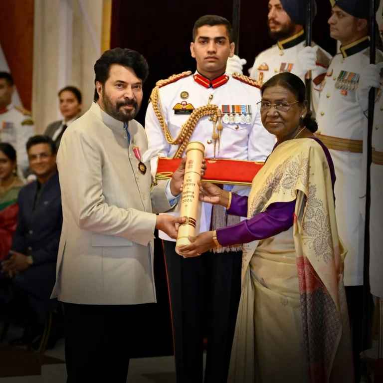 Mammootty Receives Padma Bhushan _01